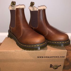 Doc Martens 2976 Faux Fur Lined Chelsea Boots